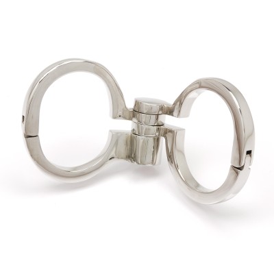 БДСМ аксессуары эксклюзив. Металлический бондажный фиксатор для рук для ролевых игр. Kubind Hamburg 8 Oval